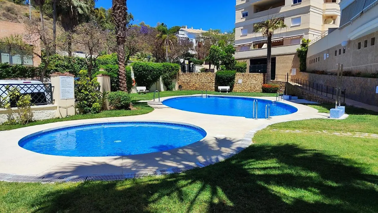 דירות 2Bdr Penthouse, Terrace, Bbq, Pools And Sea View In בנאלמדנה