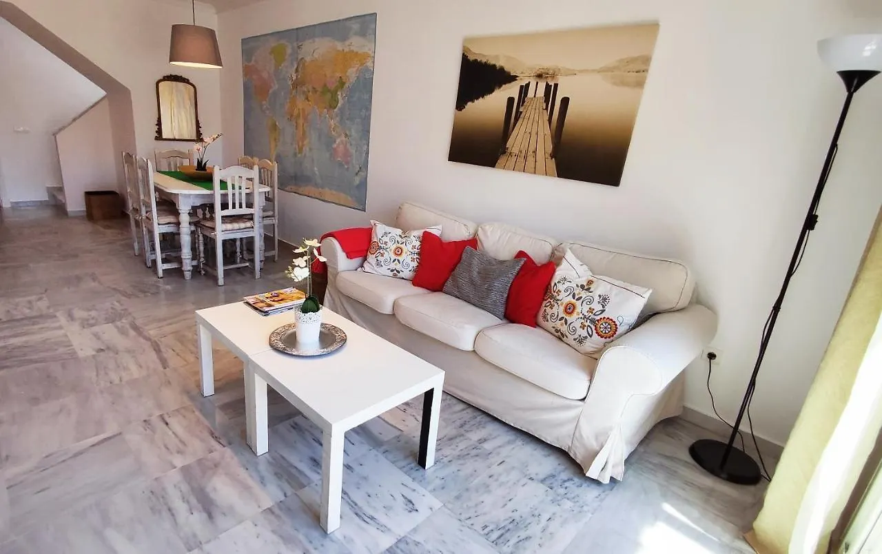 דירות 2Bdr Penthouse, Terrace, Bbq, Pools And Sea View In בנאלמדנה