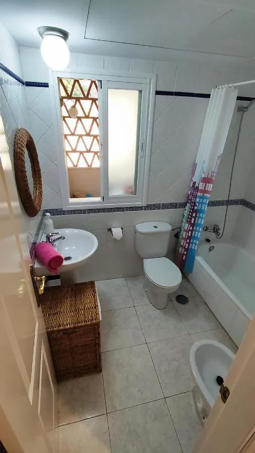 דירות 2Bdr Penthouse, Terrace, Bbq, Pools And Sea View In בנאלמדנה