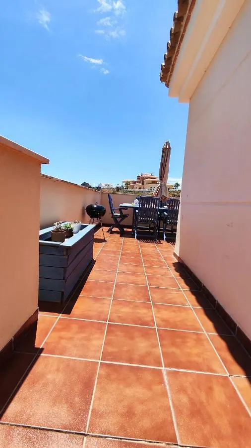 דירות 2Bdr Penthouse, Terrace, Bbq, Pools And Sea View In בנאלמדנה ספרד