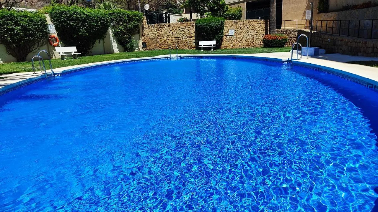 דירות 2Bdr Penthouse, Terrace, Bbq, Pools And Sea View In בנאלמדנה
